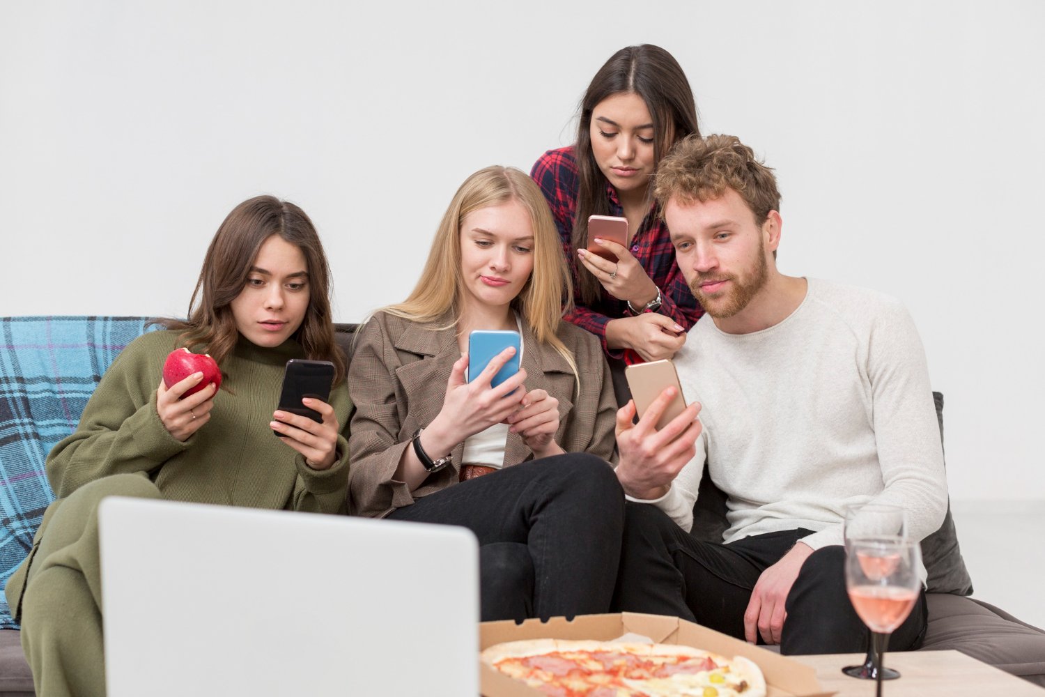 Internet chicks